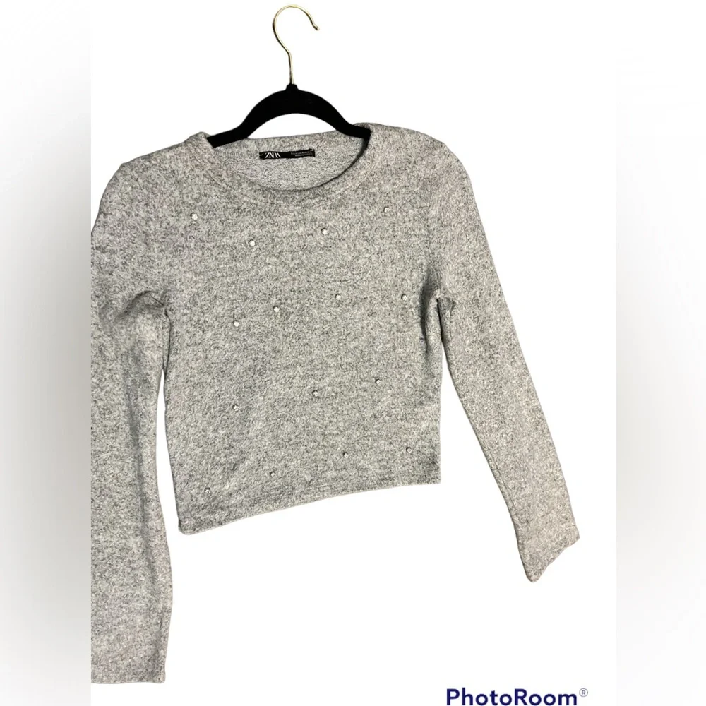 NWOT Zara super cute sweater size M